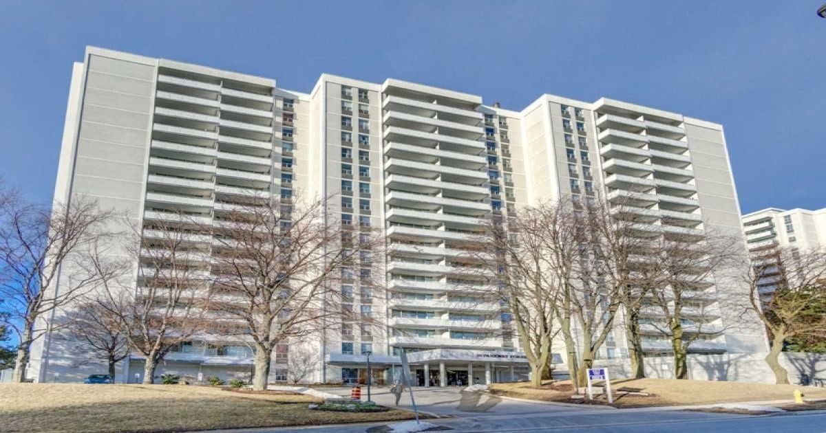 10 Parkway Forest Drive Toronto