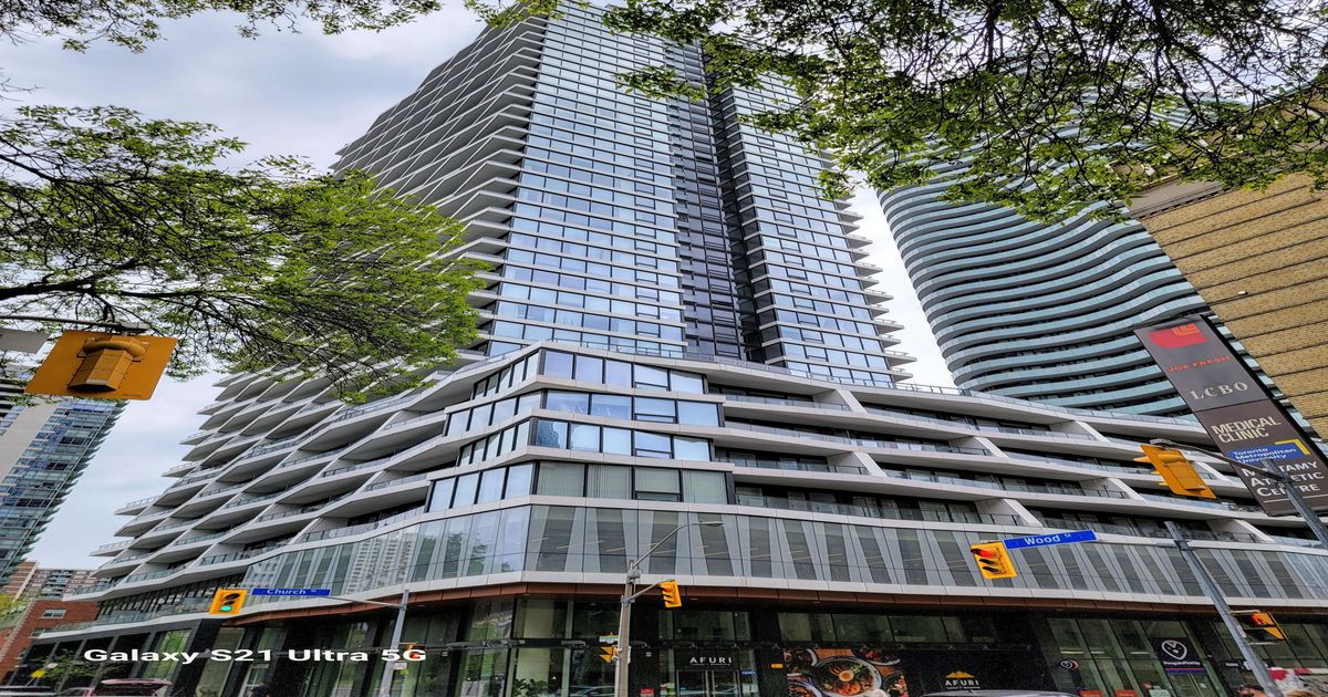 85 Wood Street Toronto
