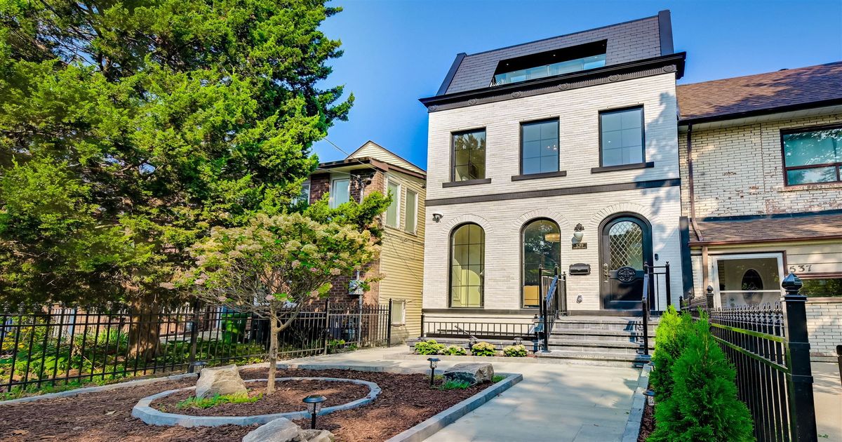 539 Crawford Street Toronto