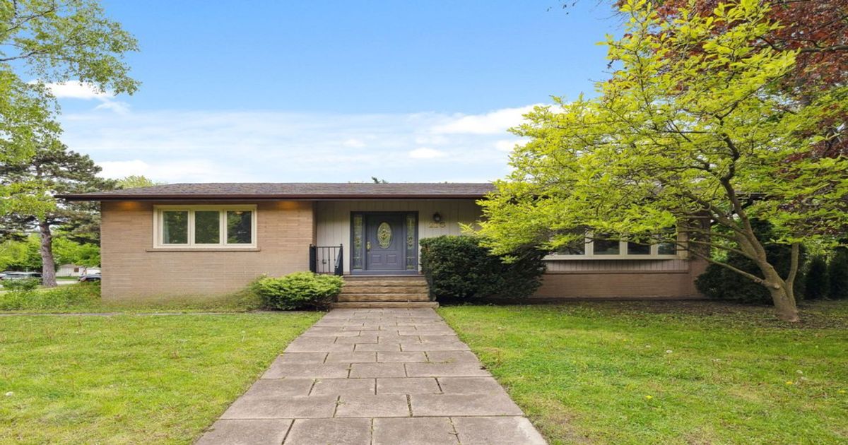 116 Plateau Crescent Toronto