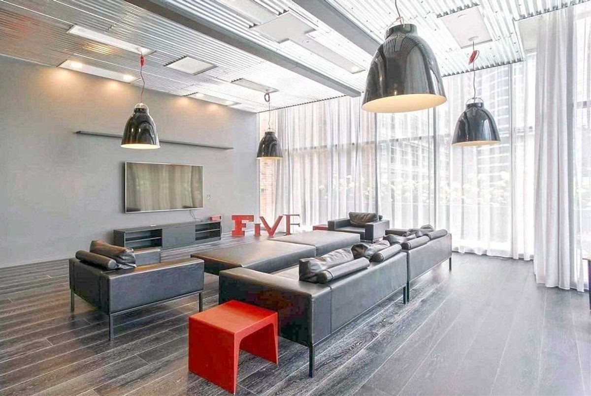 img-gallery