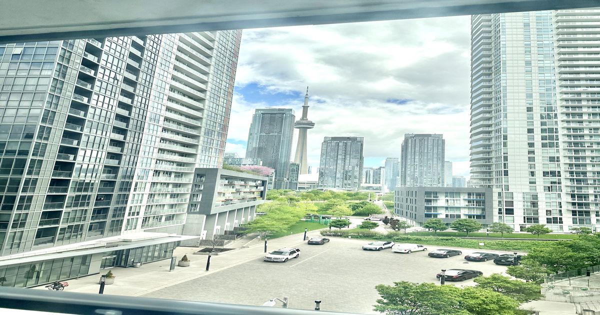70 Queens Wharf Road Toronto