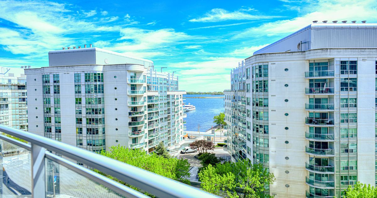 38 Dan Leckie Way Toronto