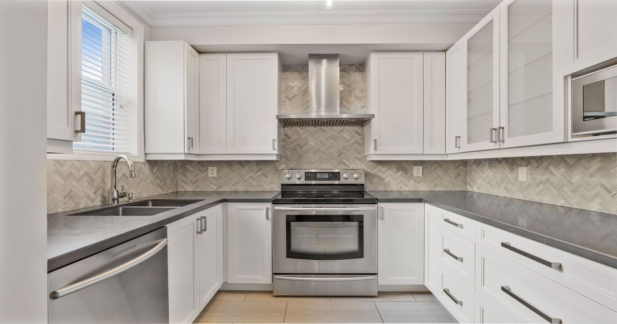 51 Halton Street Toronto