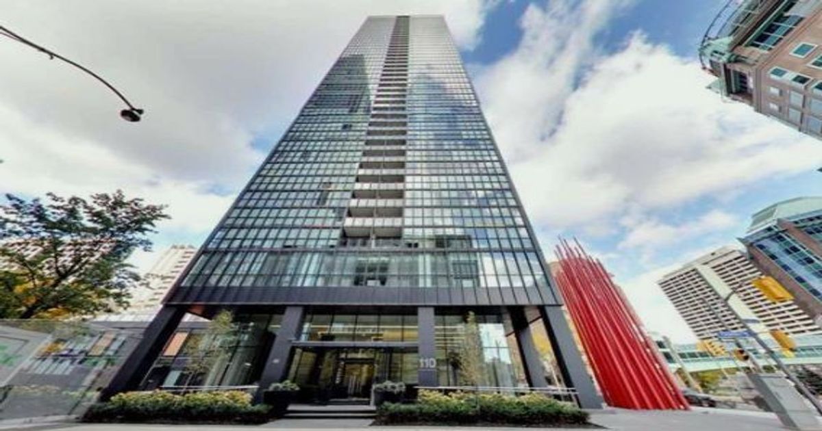 110 Charles Street E Toronto