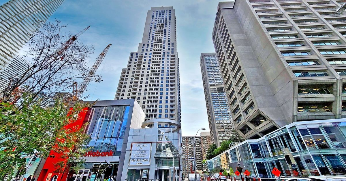 35 Balmuto Street Toronto