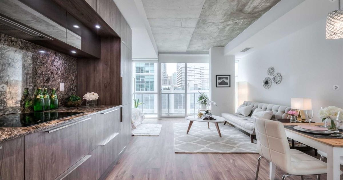 88 Blue Jays Way Toronto