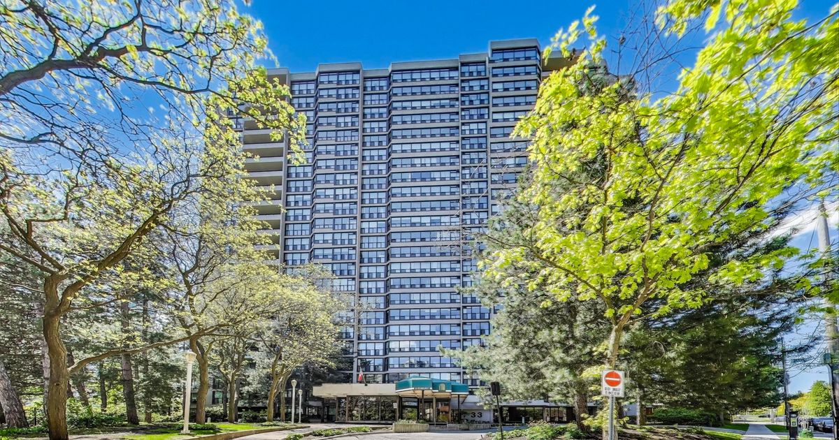 33 Elmhurst Avenue Toronto