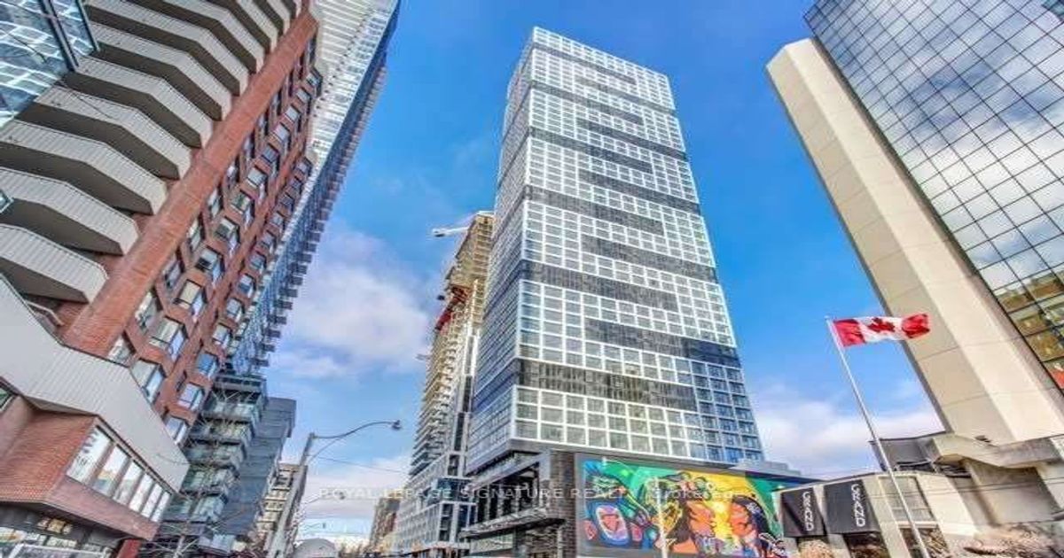 181 Dundas Street E Toronto