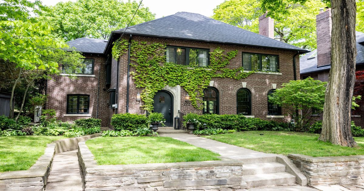 222 Rosedale Heights Drive Toronto