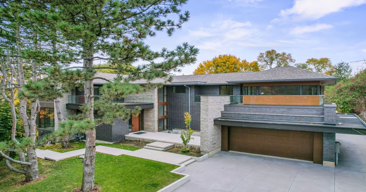 103 Old Colony Road Toronto