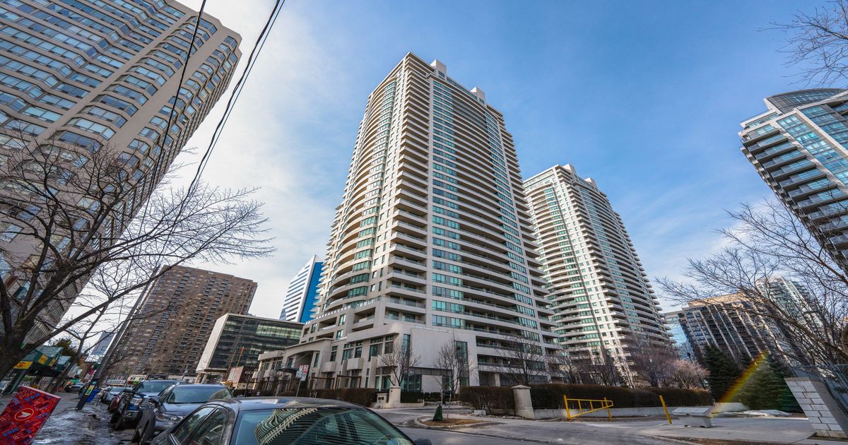 18 Spring Garden Avenue Toronto