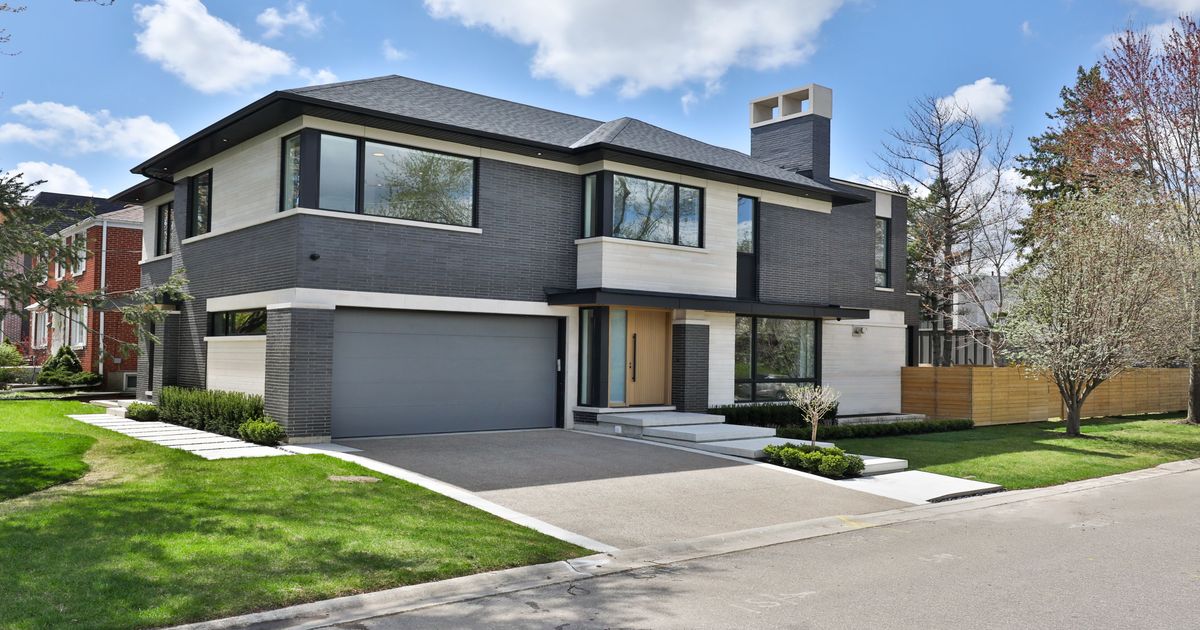 2 Marchwood Drive Toronto