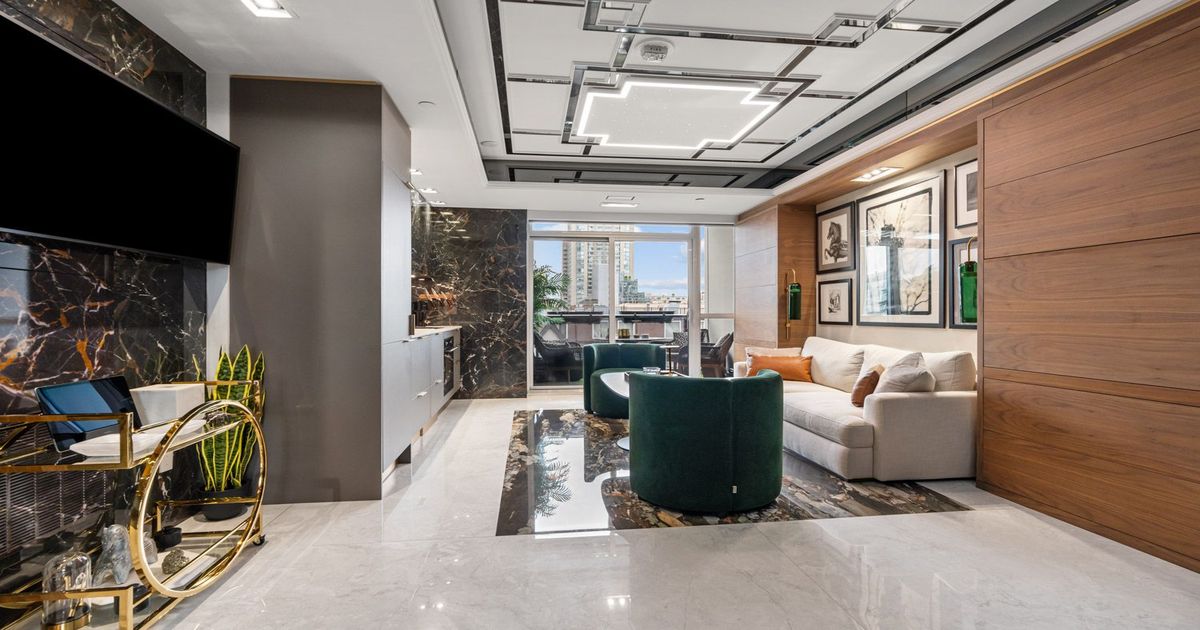 88 Cumberland Street Toronto