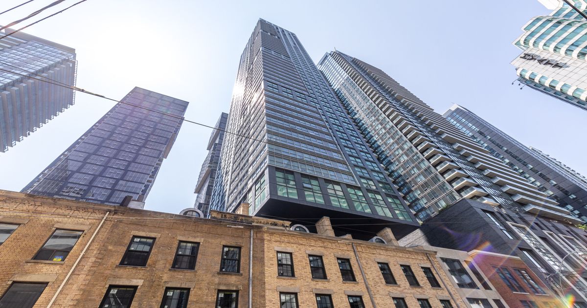 327 King Street W Toronto
