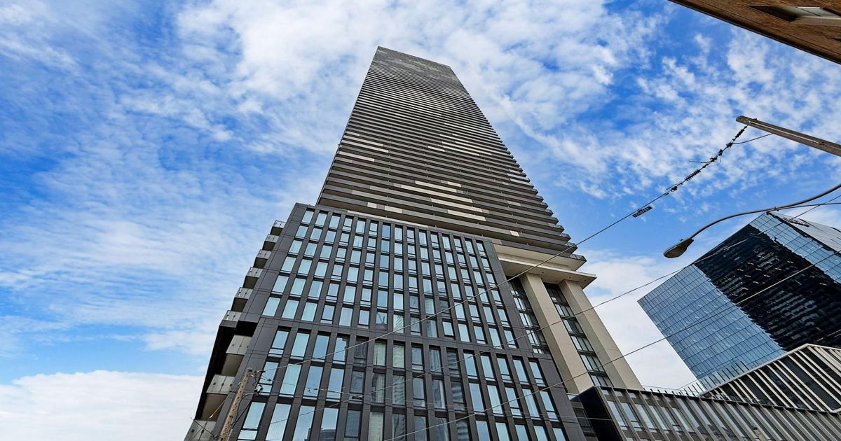 55 Cooper Street Toronto
