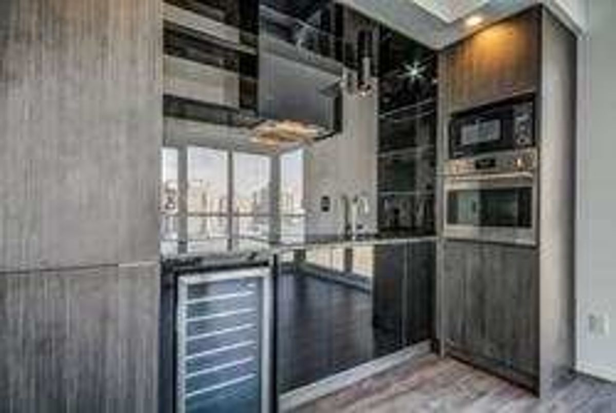 img-gallery