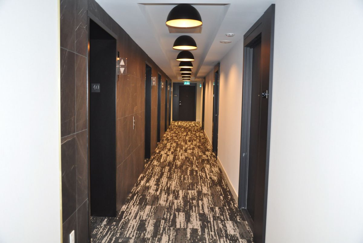 img-gallery