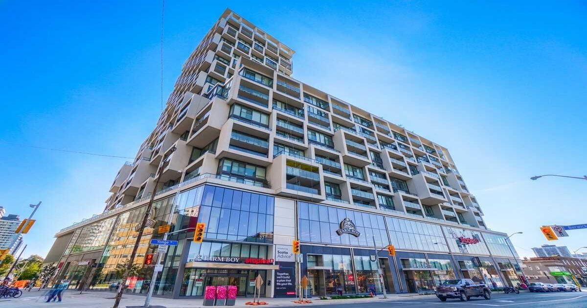 8 Hillsdale Avenue E Toronto