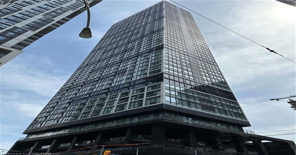 181 Dundas Street E Toronto