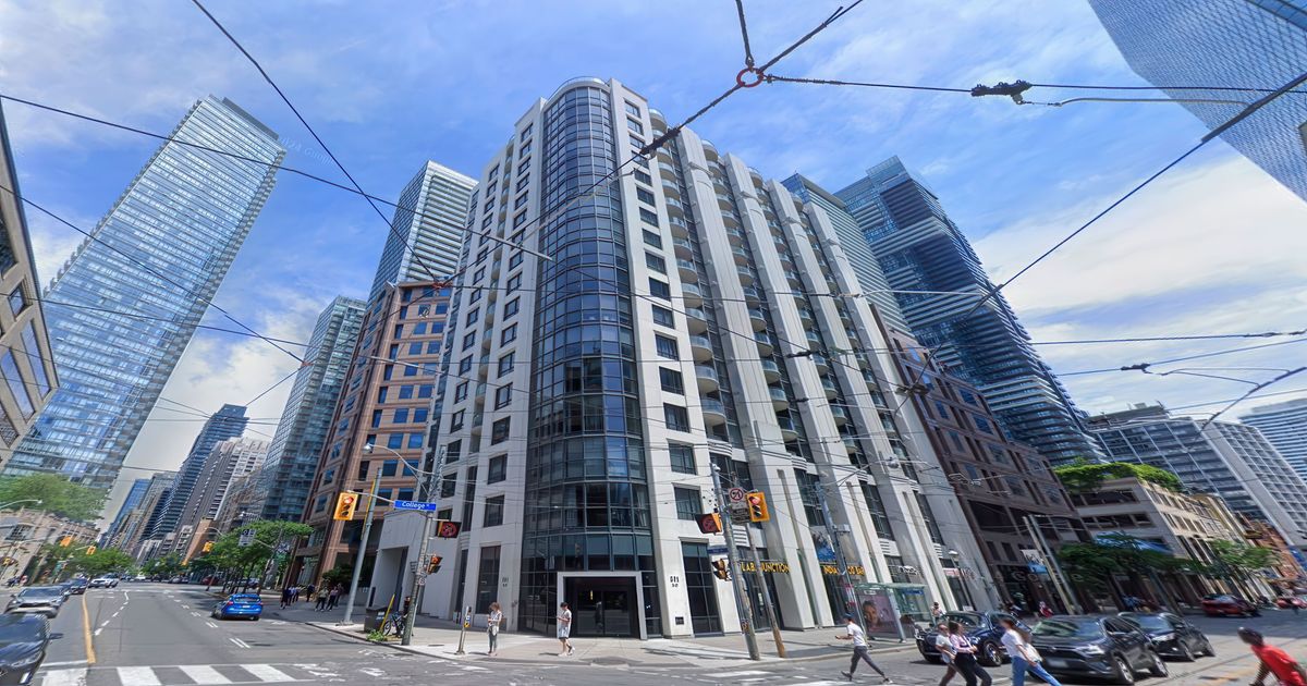 801 Bay Street S Toronto