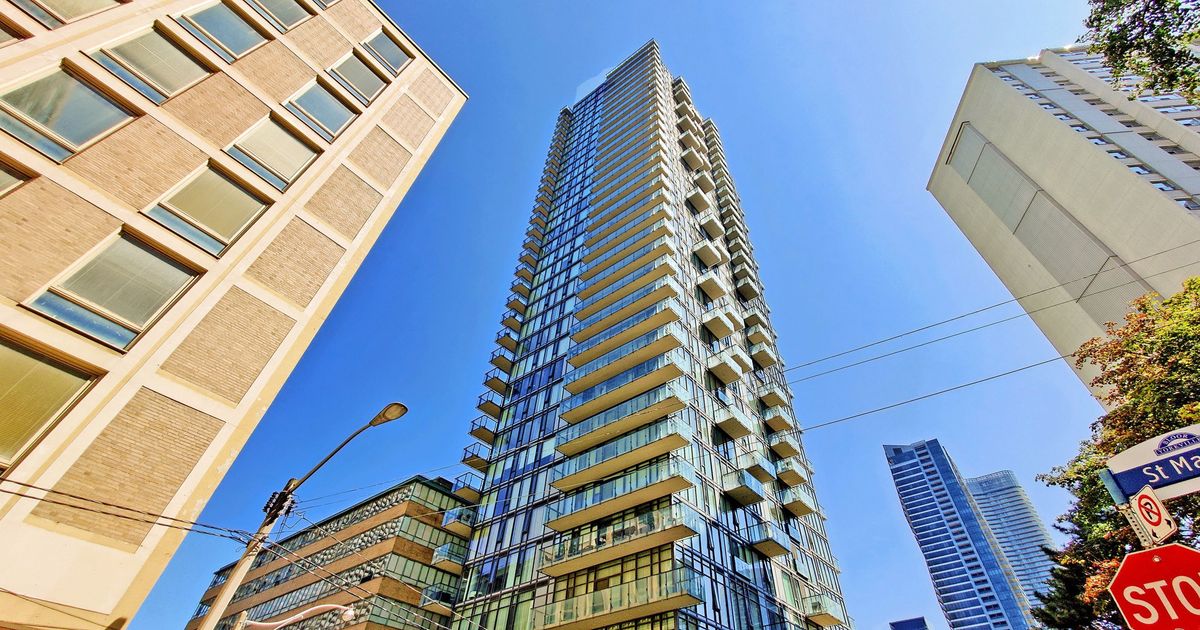 75 St Nicholas Street Toronto