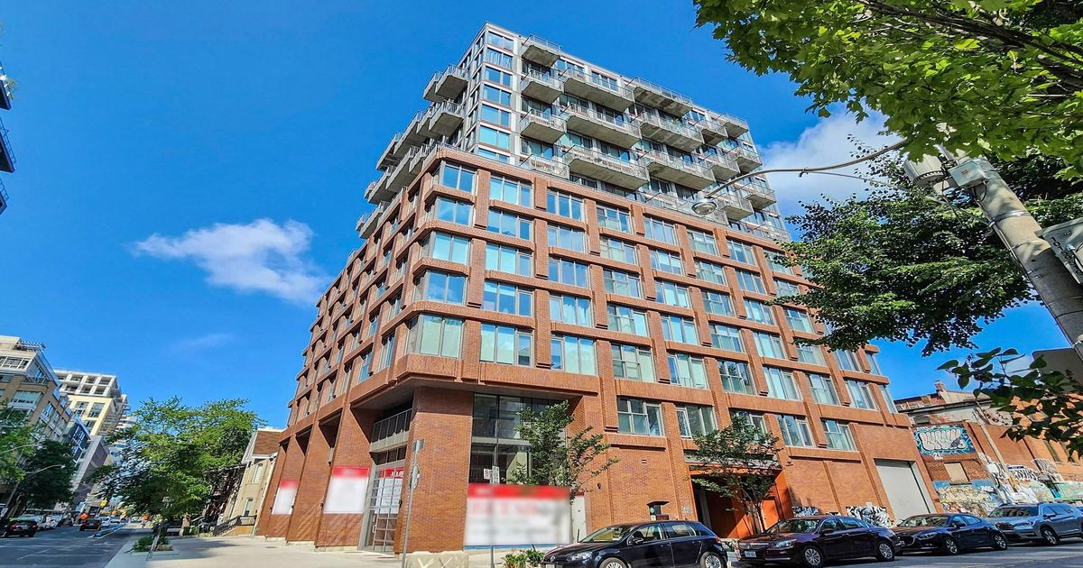 2 Augusta Avenue Toronto