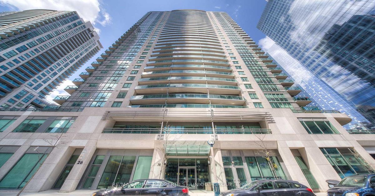 30 Grand Trunk Crescent Toronto