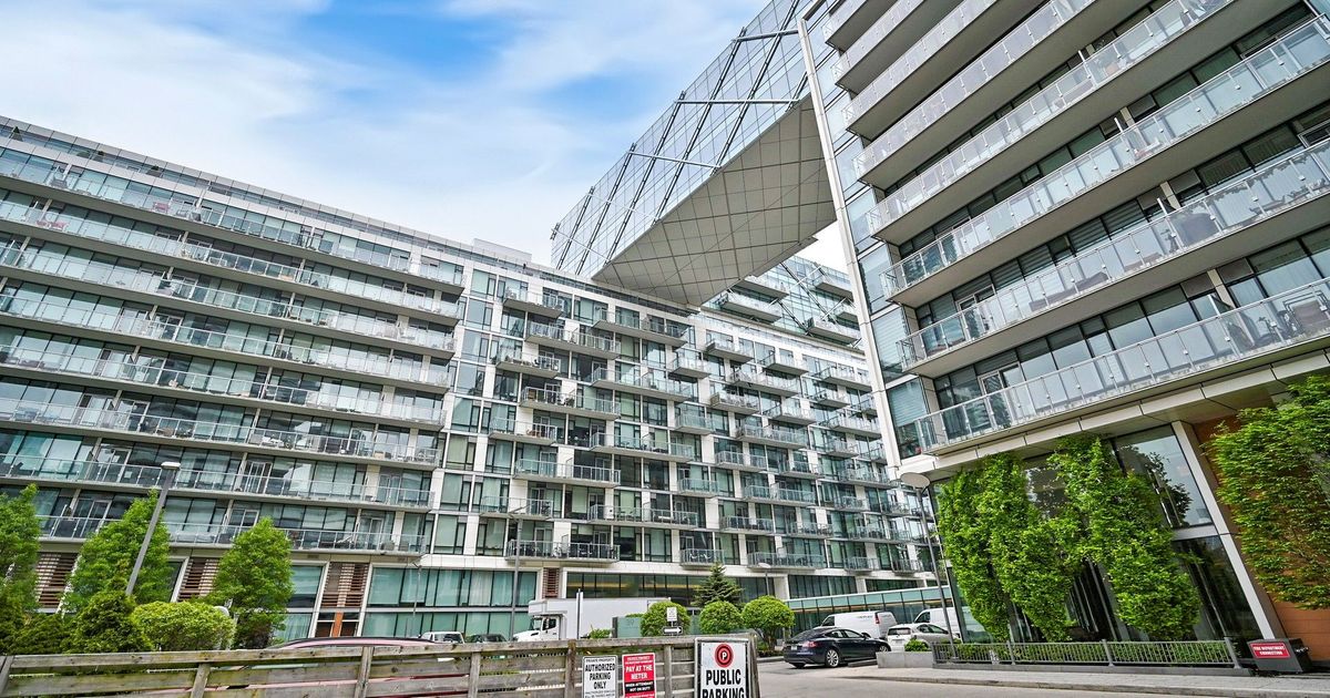 39 Queens Quay E Toronto