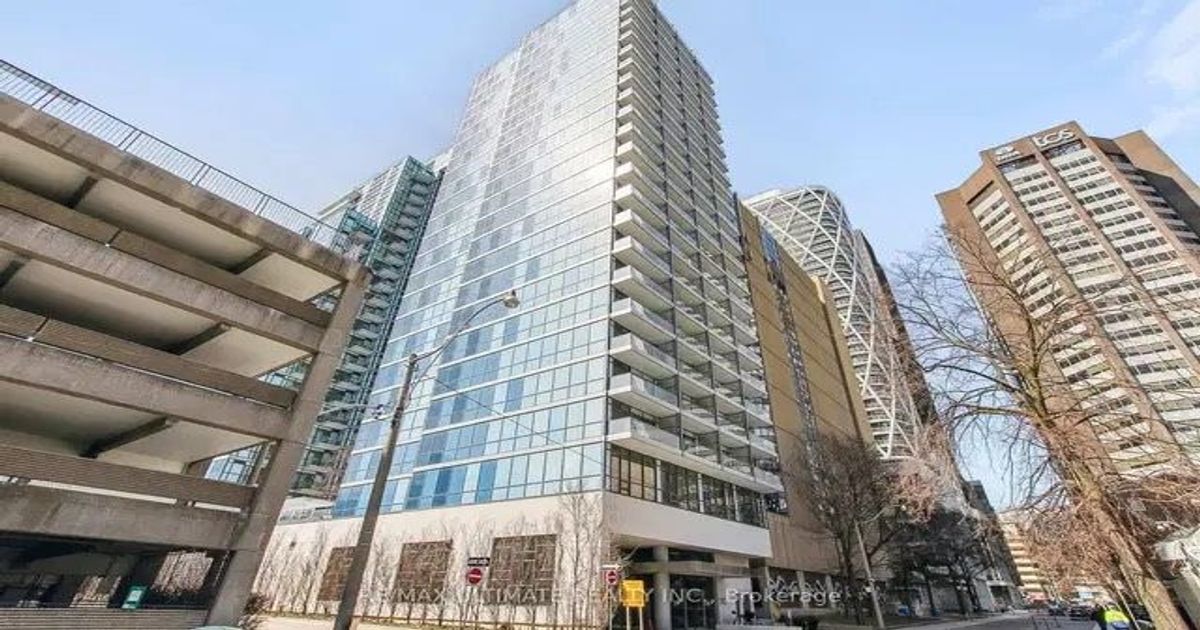 210 Simcoe Street Toronto