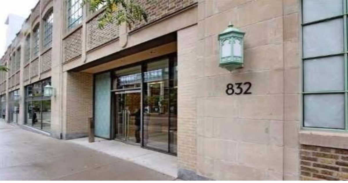 832 Bay Street Toronto