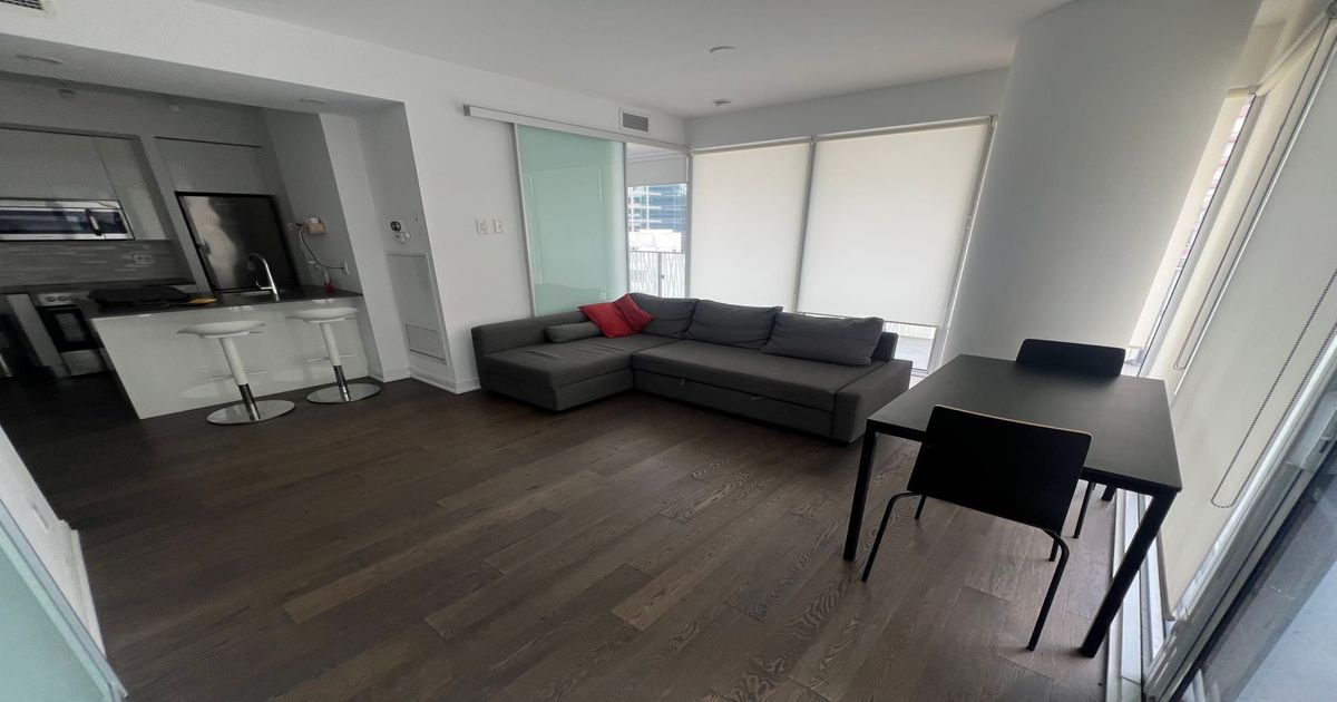 42 Charles Street Toronto