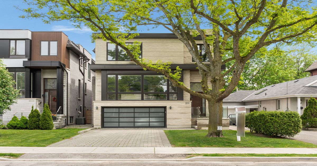 211 Johnston Avenue Toronto