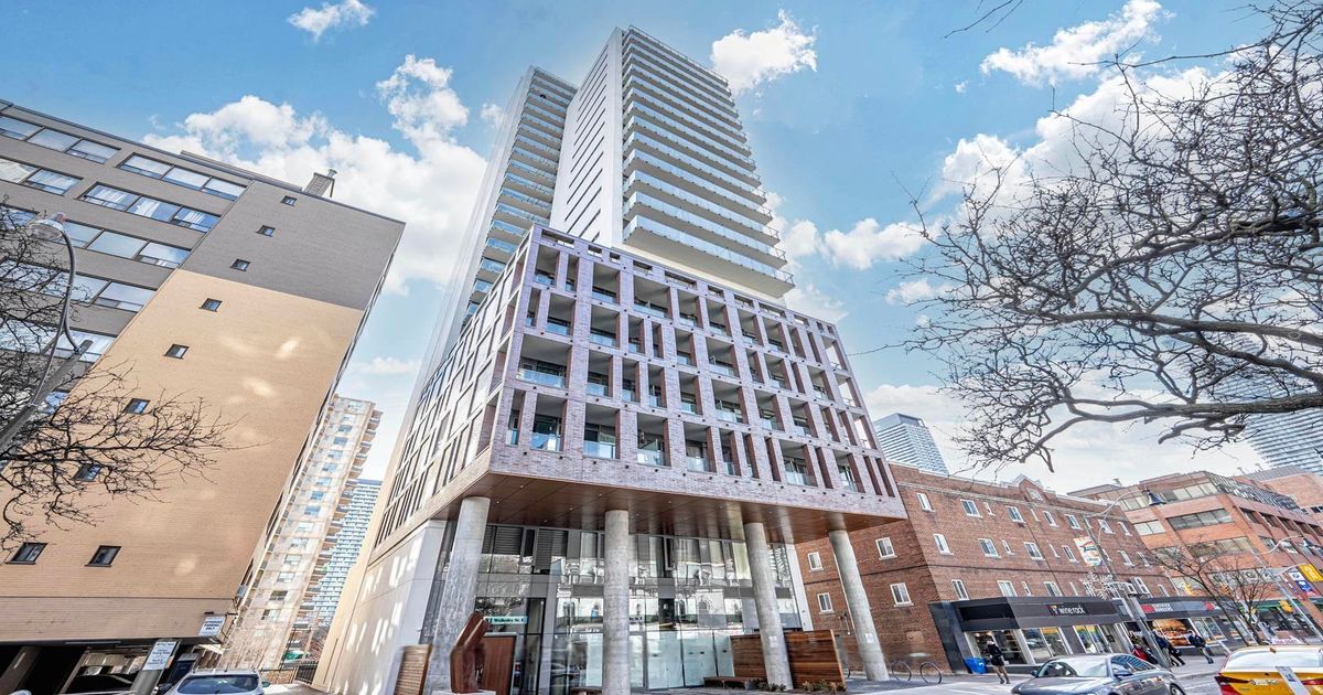 81 Wellesley Street E Toronto
