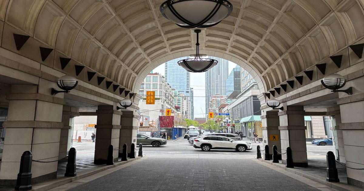 38 Avenue Road Toronto