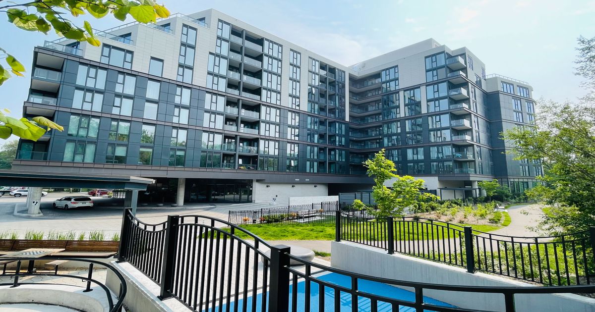 250 Lawrence Avenue W Toronto