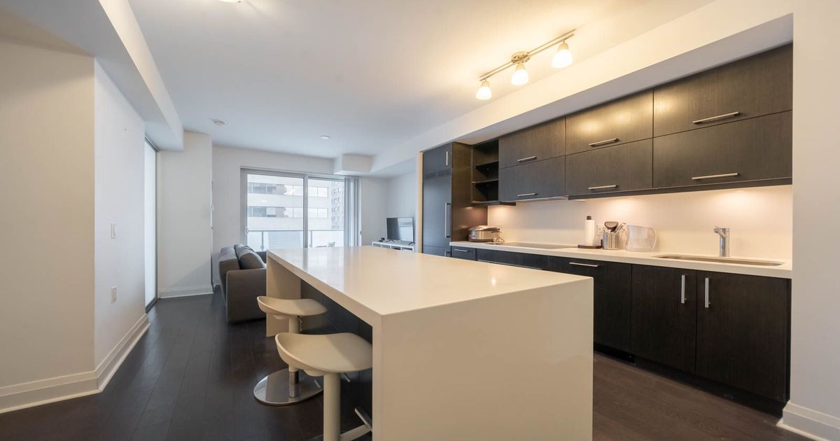 1080 Bay Street Toronto