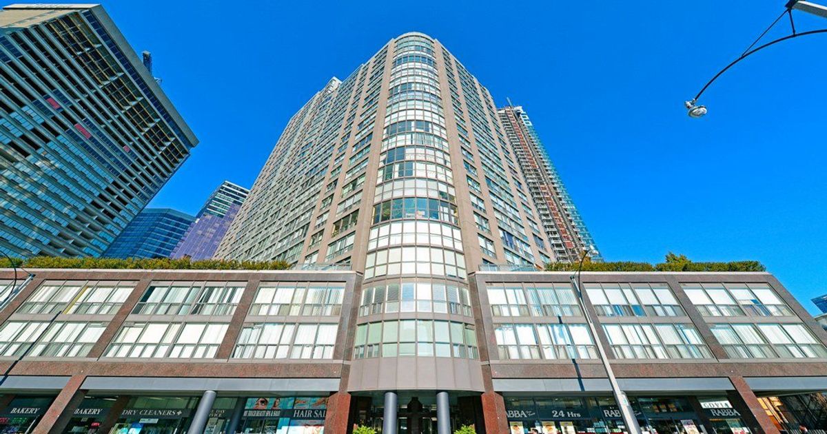 24 Wellesley Street W Toronto