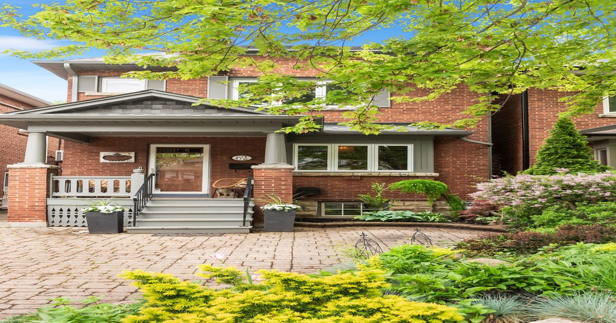 62 Fairlawn Avenue Toronto