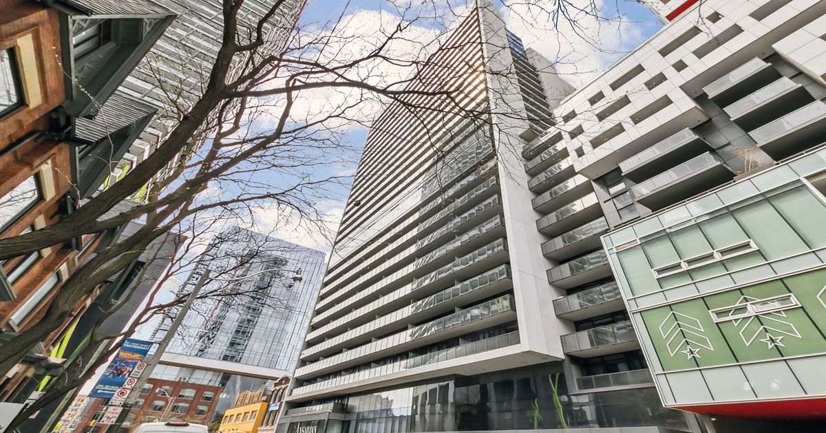 330 Richmond Street W Toronto