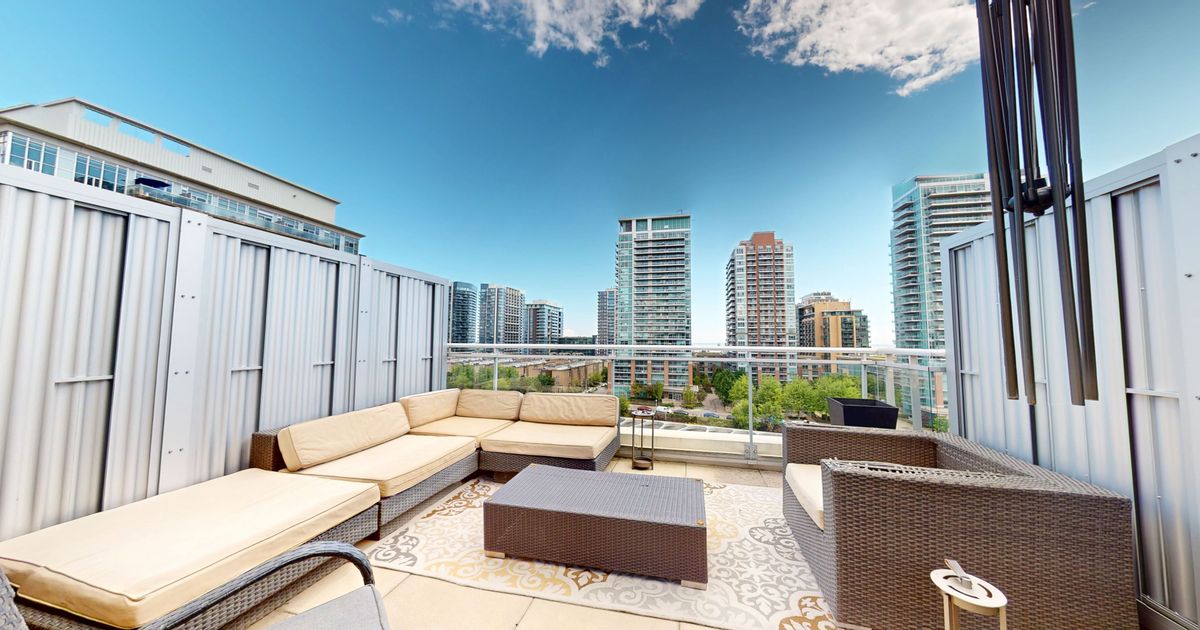 1029 King Street W Toronto