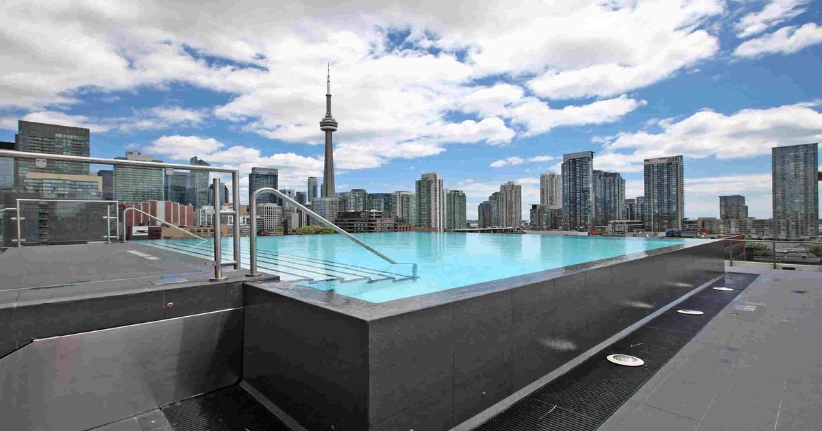 560 King Street W Toronto