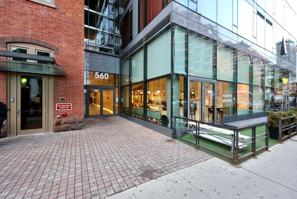 img-gallery
