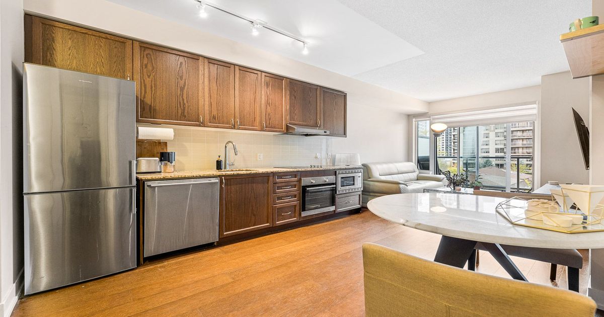 7 Kenaston Gardens Toronto