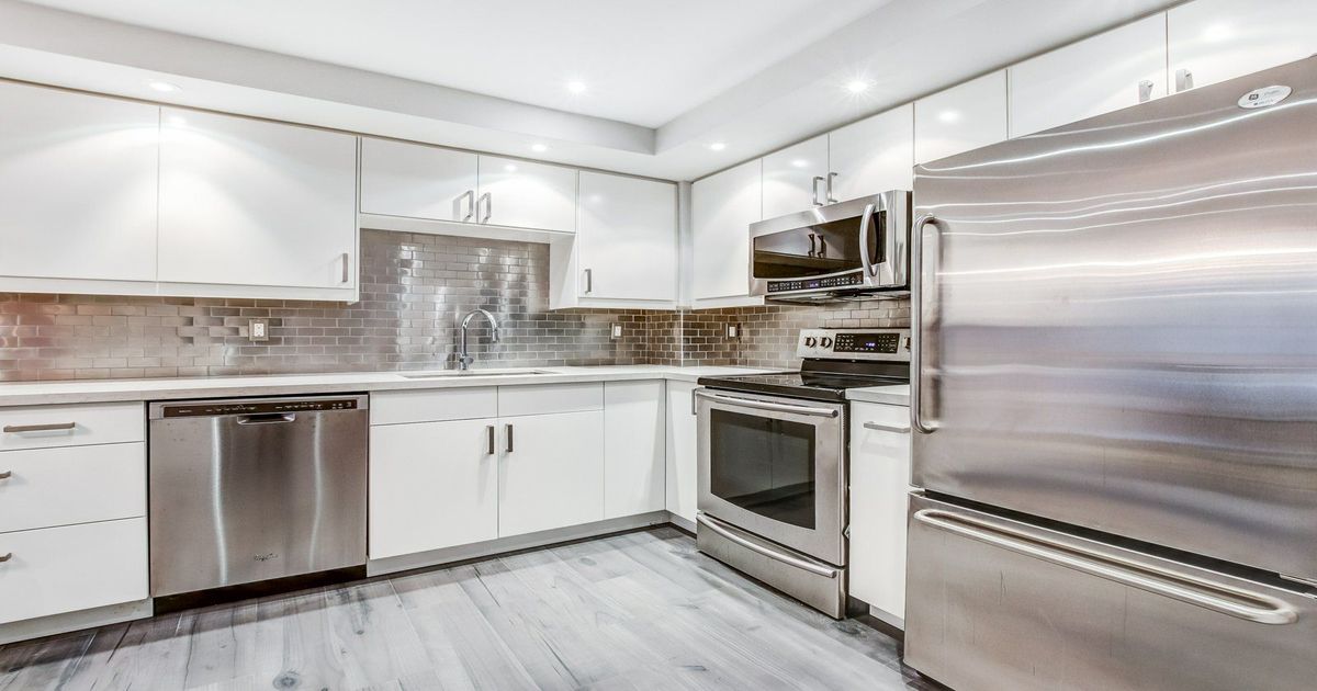 80 Cumberland Street Toronto