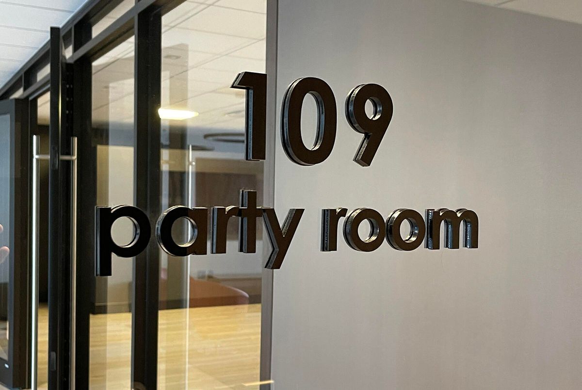 img-gallery