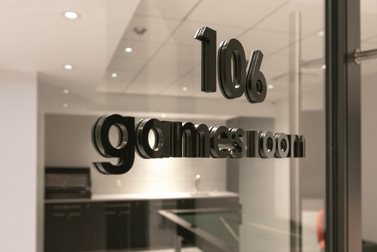 img-gallery