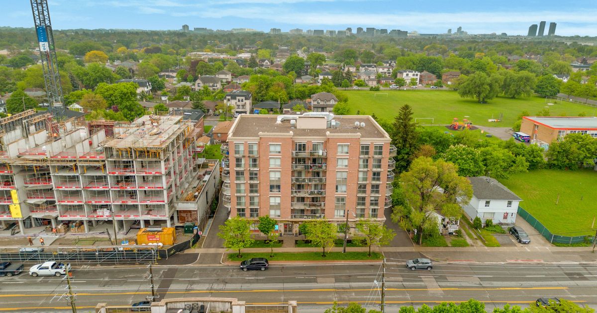 801 Sheppard Avenue W Toronto
