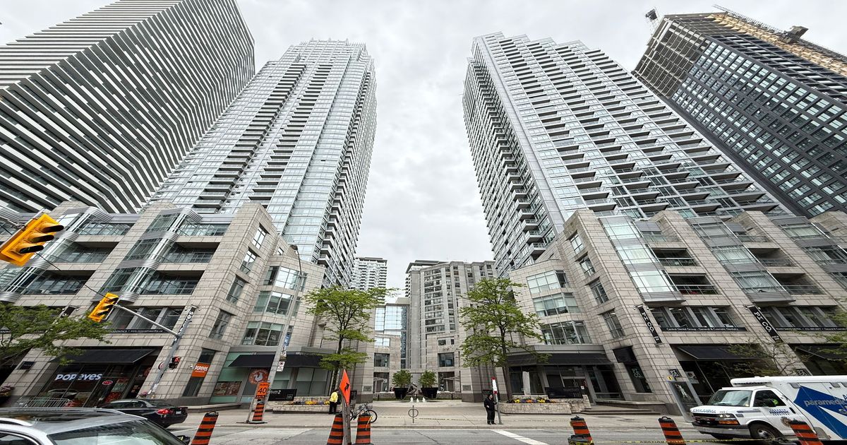 2191 Yonge Street Toronto