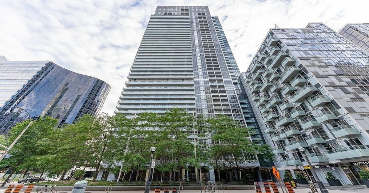 300 Front Street W Toronto